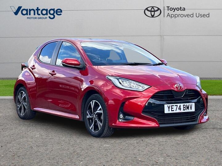 Toyota Yaris 1.5 VVT-h Design E-CVT Euro 6 (s/s) 5dr