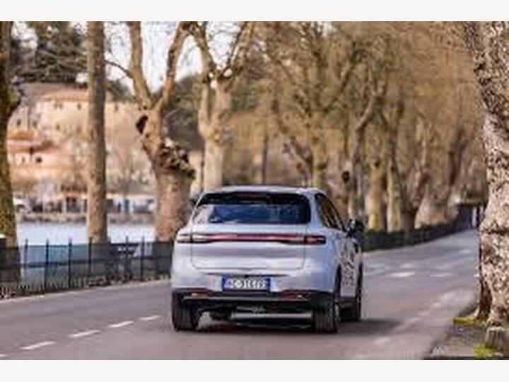 Leapmotor B10 67.1kWh Auto 5dr