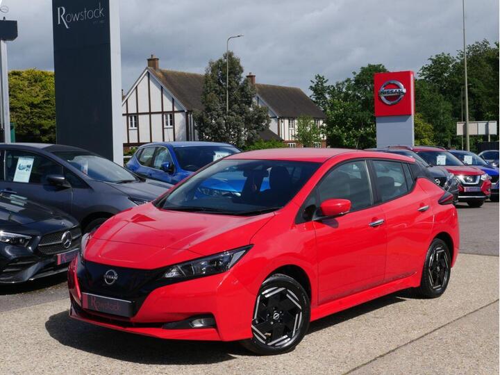 Nissan LEAF 39kWh Acenta Auto 5dr