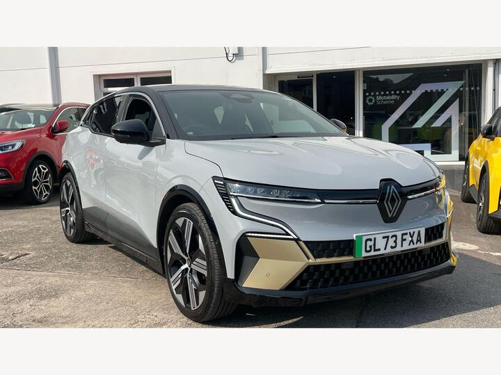 Renault MEGANE E-TECH 100% ELECTRIC 60kWh Iconic Auto 5dr (optimum Charge)