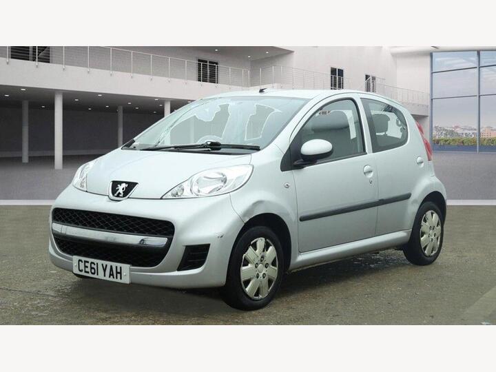 Peugeot 107 1.0 12V Urban Euro 5 5dr