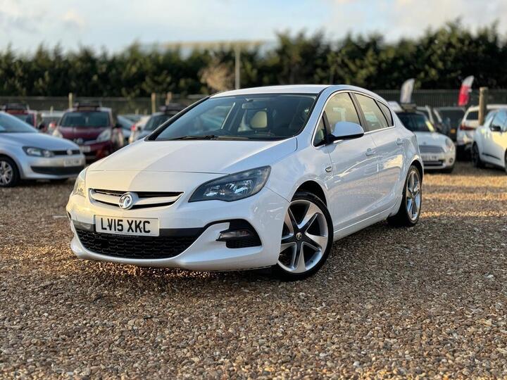 Vauxhall Astra 1.6i Limited Edition Euro 6 5dr Vauxhall Astra 1.6i Limited Edition Euro 6 5dr