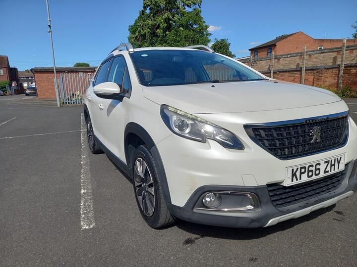 Peugeot 2008 1.2 PureTech Allure Euro 6 5dr