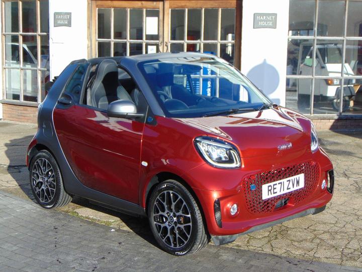 Smart Fortwo 17.6kWh Exclusive Cabriolet Auto 2dr (22kW Charger)