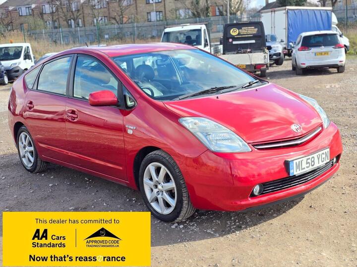 Toyota Prius 1.5 T Spirit CVT 5dr Toyota Prius 1.5 T Spirit CVT 5dr