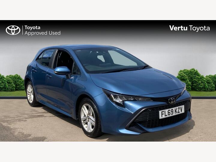 Toyota Corolla 1.2 VVT-i Icon Tech Euro 6 (s/s) 5dr