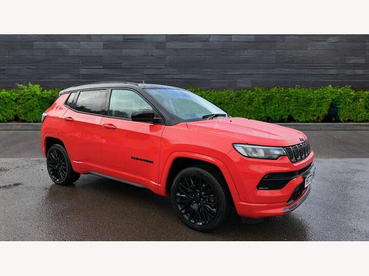 Jeep Compass 1.3 GSE T4 11.4kWh S Auto 4xe Euro 6 (s/s) 5dr Jeep Compass 1.3 GSE T4 11.4kWh S Auto 4xe Euro 6 (s/s) 5dr