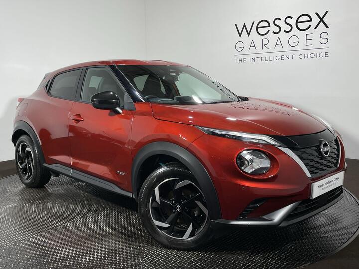 Nissan Juke 1.6 N-Connecta Auto Euro 6 5dr Nissan Juke 1.6 N-Connecta Auto Euro 6 5dr
