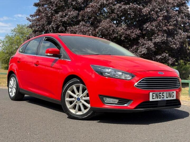 Ford Focus 1.5T EcoBoost Titanium Auto Euro 6 (s/s) 5dr