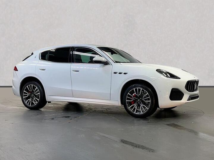 Maserati GRECALE 2.0 MHEV ZF 4WD Euro 6 (s/s) 5dr