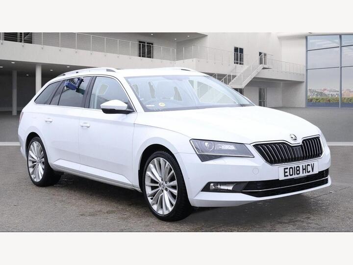 Skoda SUPERB 2.0 TDI SE L Executive DSG Euro 6 (s/s) 5dr Skoda SUPERB 2.0 TDI SE L Executive DSG Euro 6 (s/s) 5dr