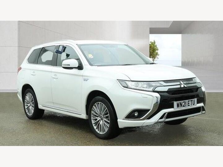 Mitsubishi Outlander 2.4h TwinMotor 13.8kWh Dynamic CVT 4WD Euro 6 (s/s) 5dr