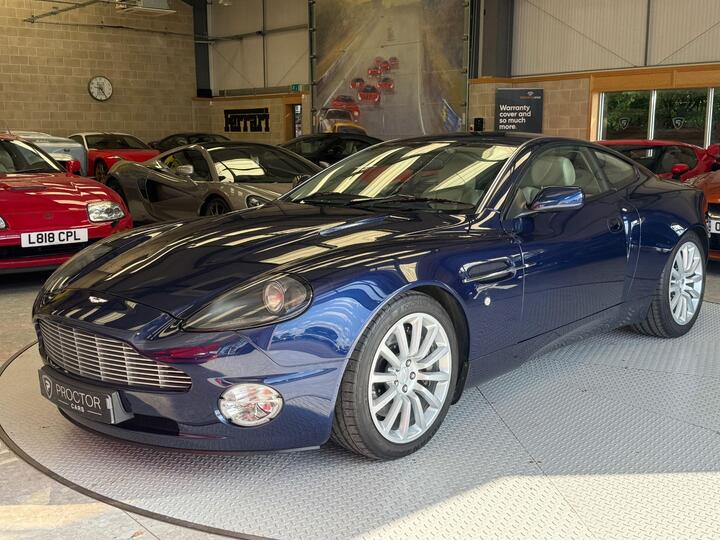 Aston Martin Vanquish 5.9 2dr Aston Martin Vanquish 5.9 2dr