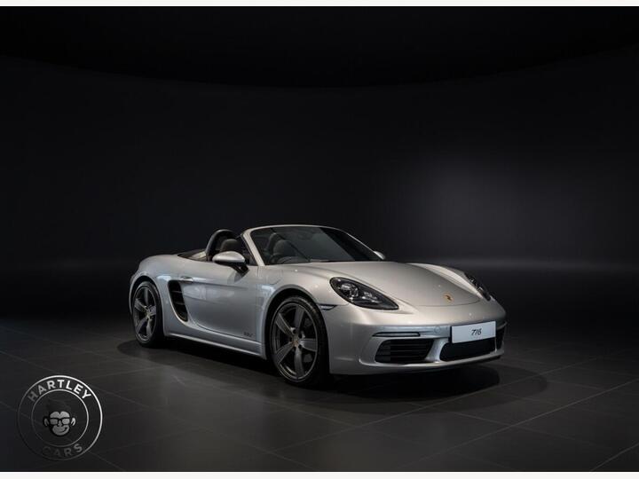 Porsche 718 Boxster 2.0T PDK Euro 6 (s/s) 2dr Porsche 718 Boxster 2.0T PDK Euro 6 (s/s) 2dr