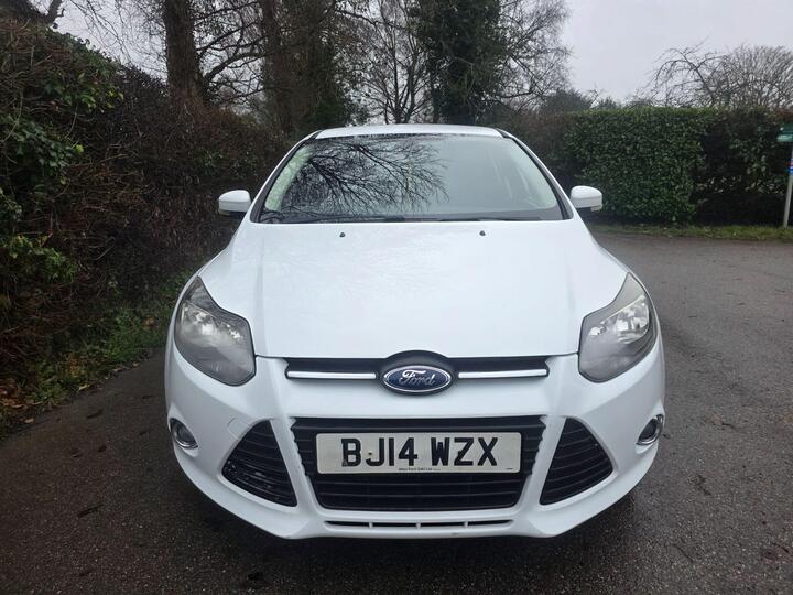 Ford Focus 1.0T EcoBoost Zetec Euro 5 (s/s) 5dr