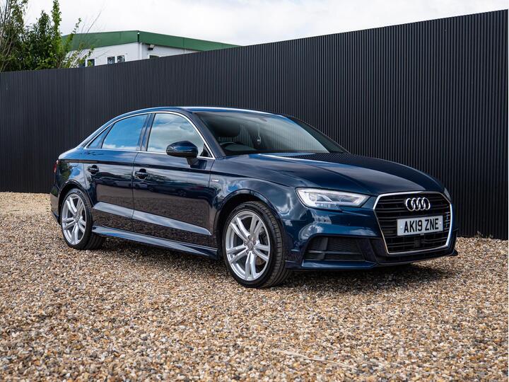 Audi A3 1.5 TFSI CoD 35 S Line S Tronic Euro 6 (s/s) 4dr