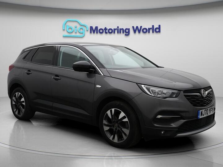 Vauxhall Grandland X 1.2 Turbo SRi Nav Auto Euro 6 (s/s) 5dr Vauxhall Grandland X 1.2 Turbo SRi Nav Auto Euro 6 (s/s) 5dr