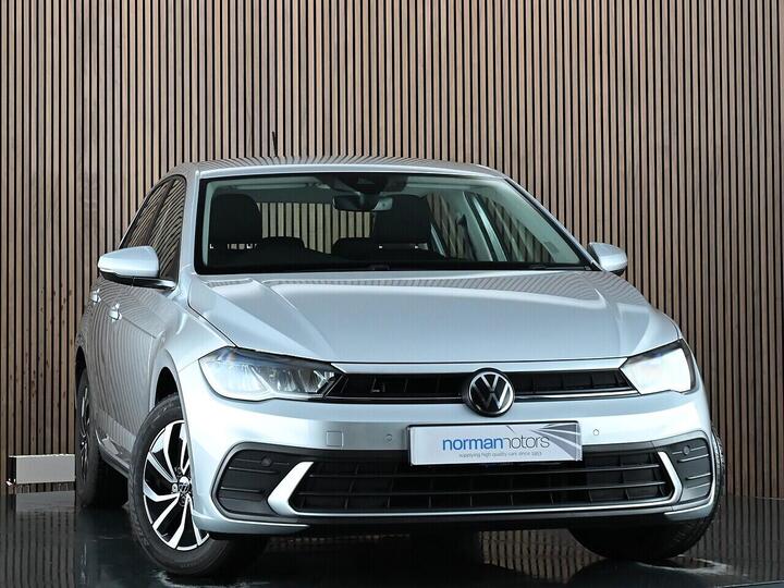 Volkswagen Polo 1.0 TSI Life Euro 6 (s/s) 5dr