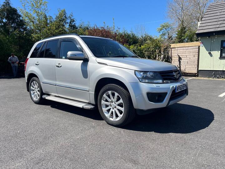 Suzuki Grand Vitara 2.4 VVT SZ5 Auto 4WD Euro 5 5dr Suzuki Grand Vitara 2.4 VVT SZ5 Auto 4WD Euro 5 5dr