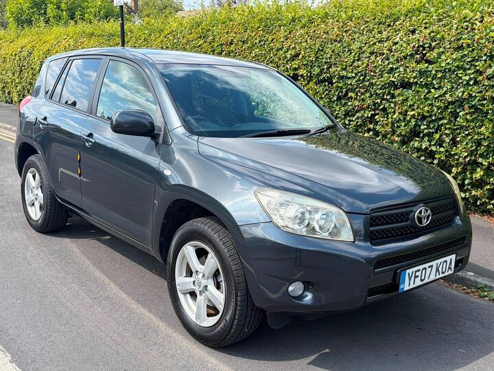 Toyota RAV4 2.0 XT-R 4WD 5dr