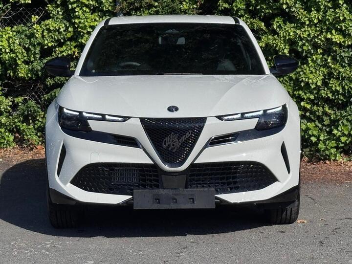 Alfa Romeo Junior 1.2 MHEV Ibrida Ti E-DCT Euro 6 (s/s) 5dr