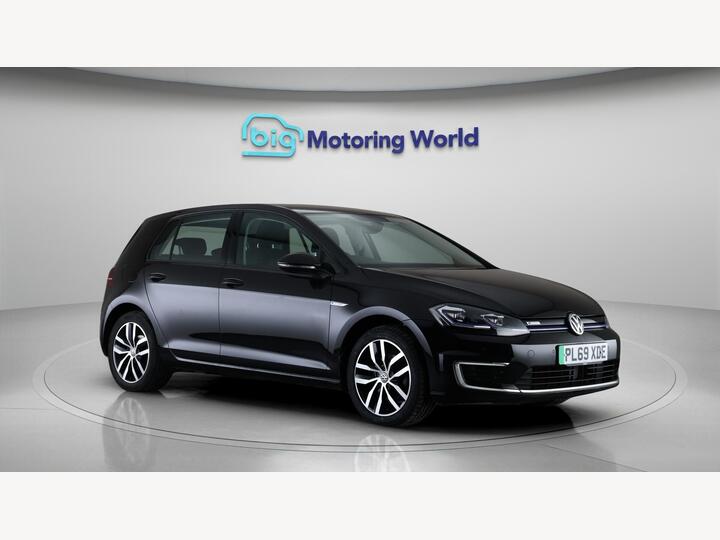 Volkswagen E-Golf 35.8kWh E-Golf Auto 5dr