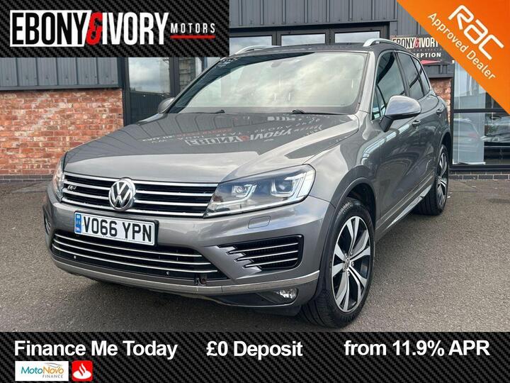 Volkswagen TOUAREG 3.0 TDI V6 BlueMotion Tech R-Line Tiptronic 4WD Euro 6 (s/s) 5dr