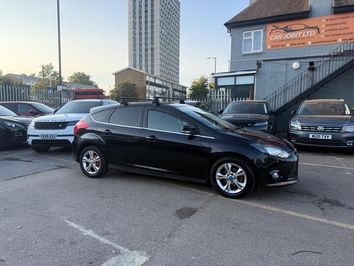 Ford Focus 1.6 TDCi Zetec Euro 5 (s/s) 5dr