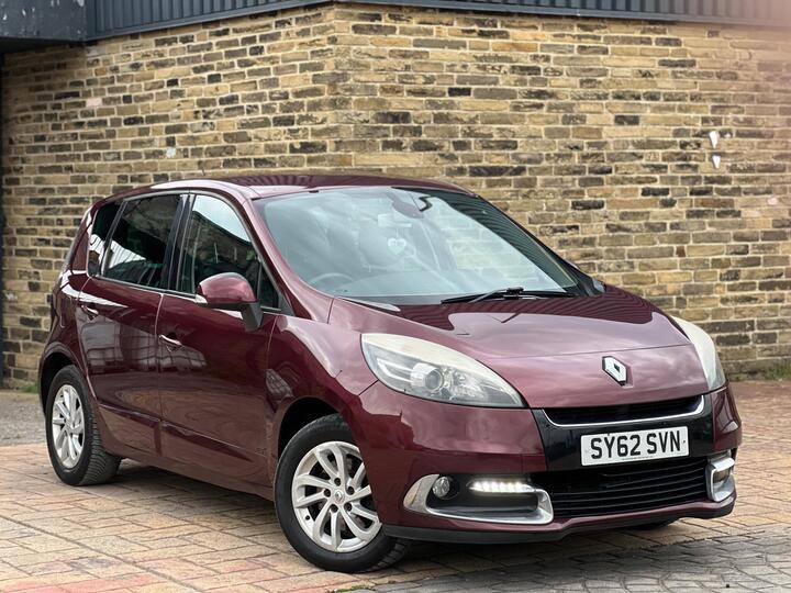 Renault Scenic 1.5 DCi Dynamique TomTom Euro 5 (s/s) 5dr