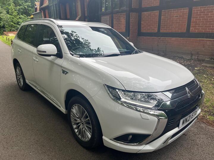 Mitsubishi Outlander 2.4h TwinMotor 13.8kWh Dynamic CVT 4WD Euro 6 (s/s) 5dr