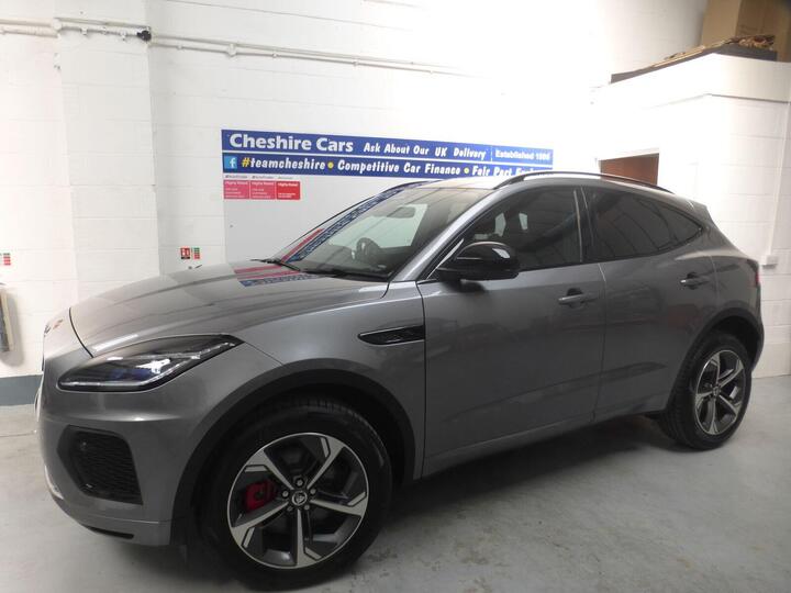 Jaguar E-PACE 2.0 D204 MHEV R-Dynamic SE Black Auto AWD Euro 6 (s/s) 5dr Jaguar E-PACE 2.0 D204 MHEV R-Dynamic SE Black Auto AWD Euro 6 (s/s) 5dr