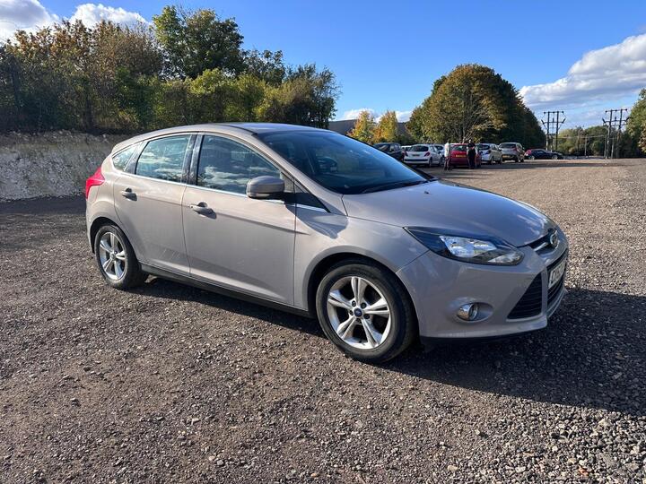 Ford Focus 1.6 Zetec Euro 5 5dr