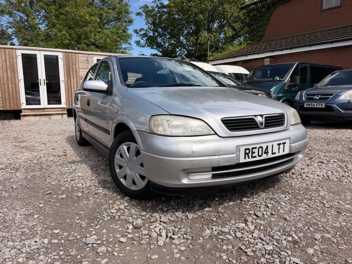Vauxhall Astra 1.6i Club 5dr Vauxhall Astra 1.6i Club 5dr