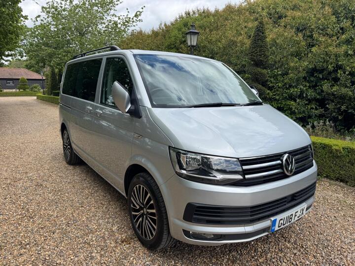 Volkswagen Caravelle 2.0 TDI BlueMotion Tech Executive DSG Euro 6 (s/s) 5dr