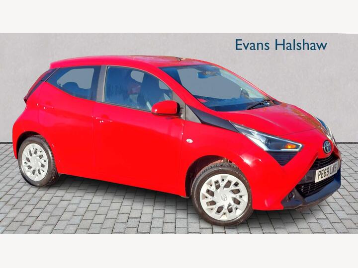 Toyota Aygo 1.0 VVT-i X-play Euro 6 5dr