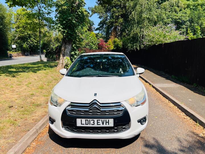 Citroen DS4 1.6 E-HDi Airdream DStyle EGS6 Euro 5 (s/s) 5dr