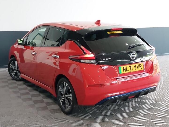 Nissan Leaf 40kWh Tekna Auto 5dr