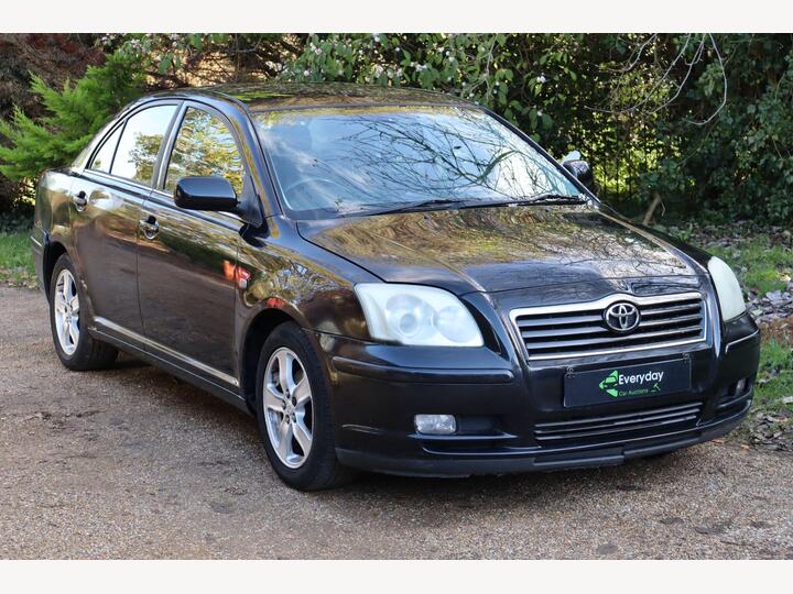 Toyota Avensis 1.8 VVT-i T3-X 4dr Toyota Avensis 1.8 VVT-i T3-X 4dr