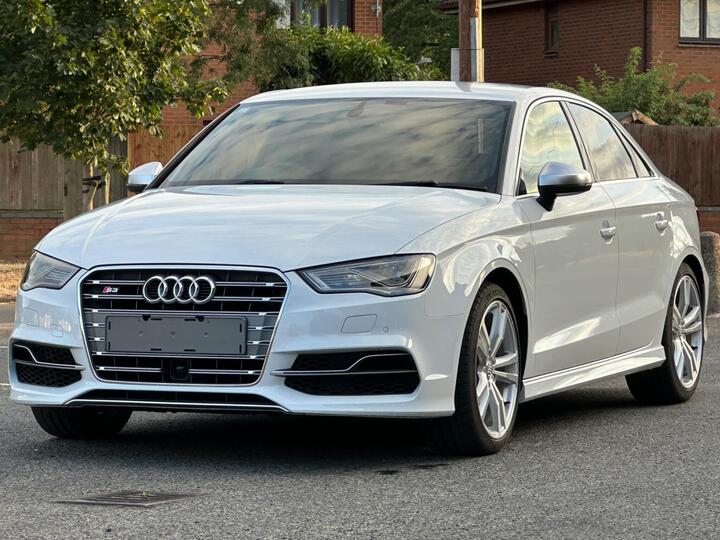 Audi S3 2.0 TFSI S Tronic Quattro Euro 6 (s/s) 4dr (Nav)