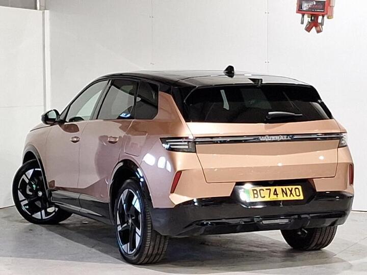 Vauxhall Grandland Electric 73kWh Ultimate Auto 5dr