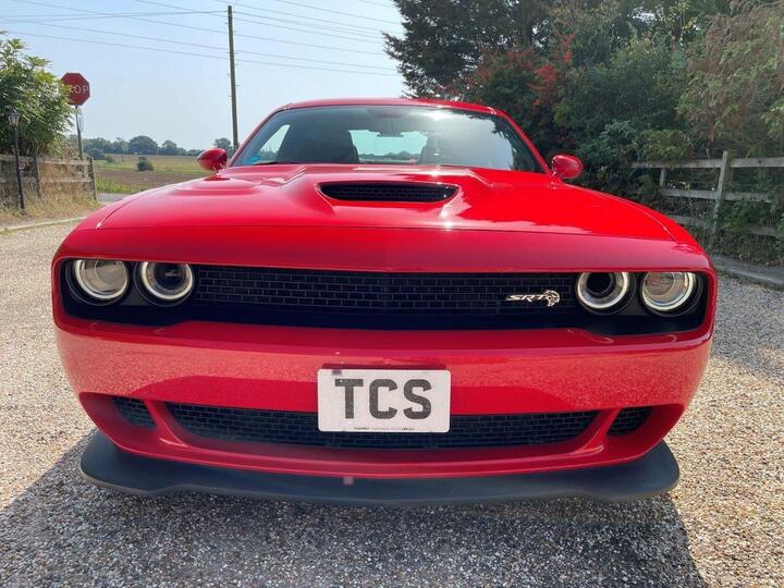 Dodge Challenger SRT HELLCAT 707hp 6.2 S/C 6-Spd Manual
