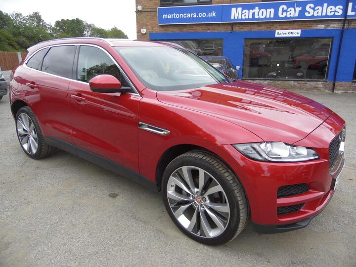Jaguar F-PACE 2.0 D240 Portfolio Auto AWD Euro 6 (s/s) 5dr