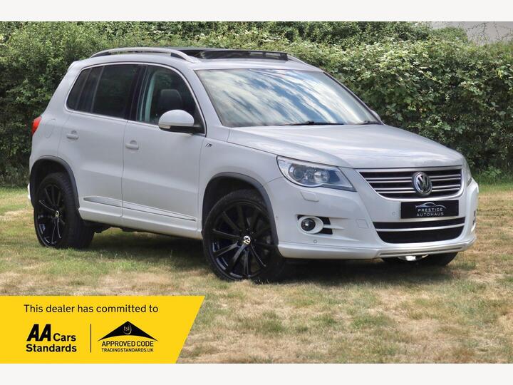 Volkswagen Tiguan 2.0 TDI R-Line DSG 4WD Euro 5 5dr