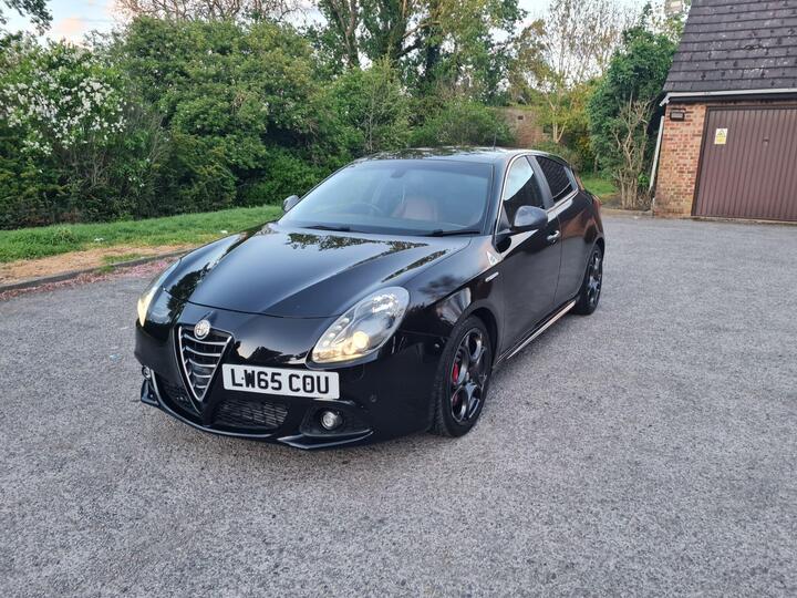 Alfa Romeo Giulietta 1750 TBi Quadrifoglio Verde Hatchback 5dr Petrol TCT Euro 6 (s/s) (240 Bhp)