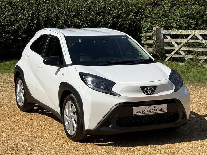 Toyota Aygo X 1.0 VVT-i Pure Euro 6 (s/s) 5dr