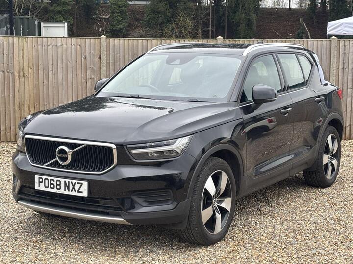 Volvo XC40 1.5 T3 Momentum Euro 6 (s/s) 5dr