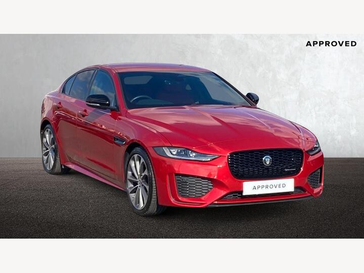 Jaguar XE 2.0 D200 MHEV R-Dynamic SE Black Auto Euro 6 (s/s) 4dr
