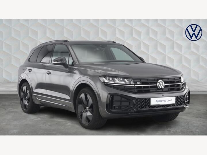 Volkswagen Touareg 3.0 TDI V6 Black Edition Tiptronic 4Motion Euro 6 (s/s) 5dr