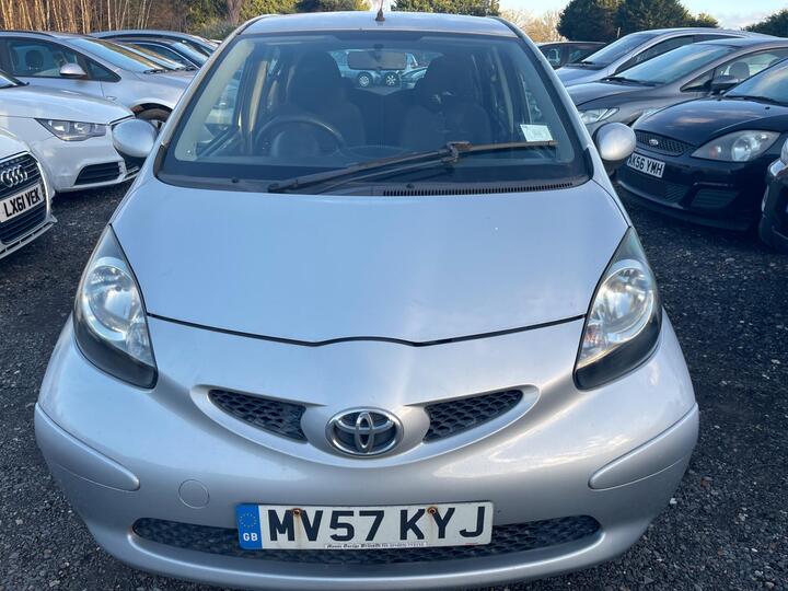 Toyota AYGO 1.0 VVT-i + MultiMode Euro 4 5dr
