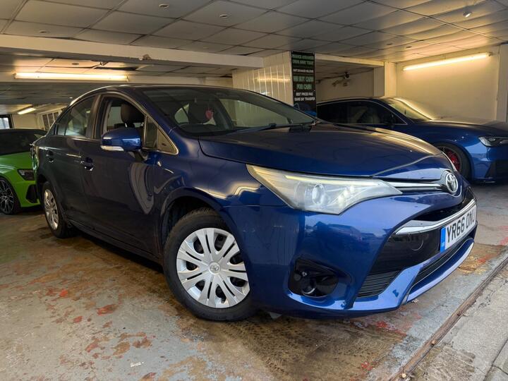 Toyota Avensis 1.6 D-4D Active Euro 6 (s/s) 4dr